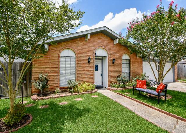 Property at 11414 Sharpview Dr, Houston, TX 77072, 3 beds, 2 baths