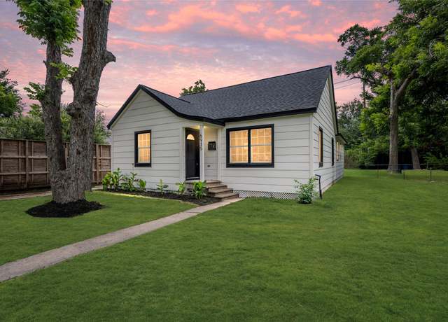 Property at 6935 Palmetto St, Houston, TX 77087, 3 beds, 2 baths