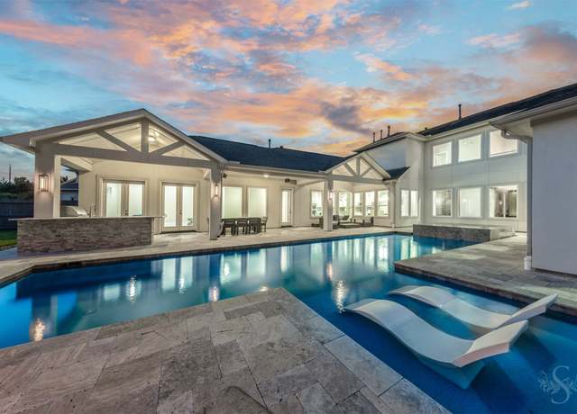 Property at 27910 Starlight Harbor Ln, Fulshear, TX 77441, 5 beds, 4.5 baths