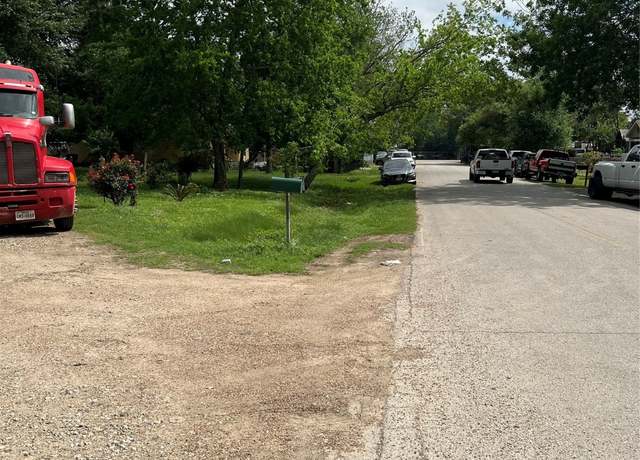 Property at 11822 Moosehead Ln, Houston, TX 77064