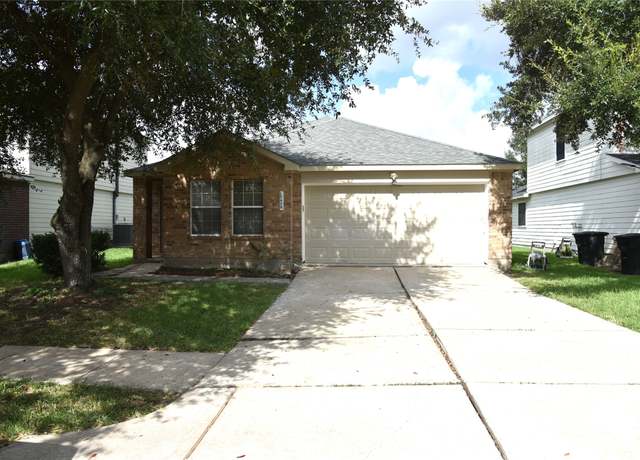 Property at 10406 Sutter Glen Ln, Houston, TX 77075, 3 beds, 2 baths