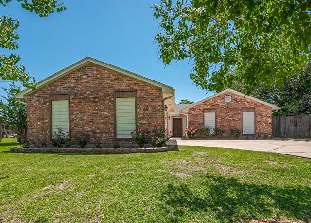 Property at 12703 Fenimore Ct, Sugar Land, TX 77478, 3 beds, 2 baths