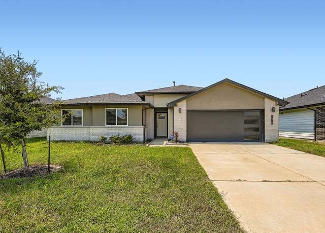 Property at 7319 Marina Heights Way, Richmond, TX 77469, 6 beds, 3 baths