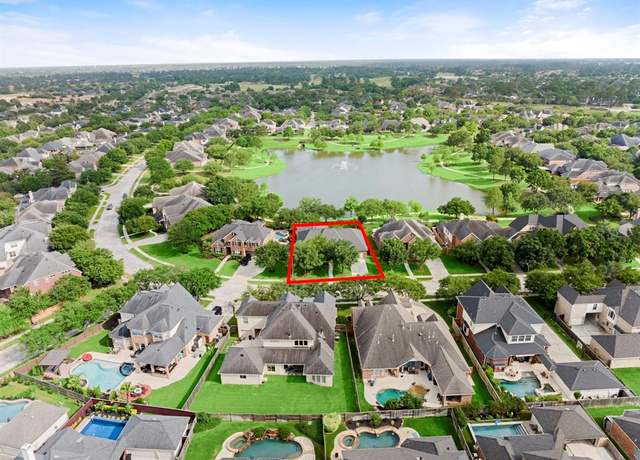Property at 20111 Rose Dawn Ln, Spring, TX 77379, 4 beds, 3.5 baths