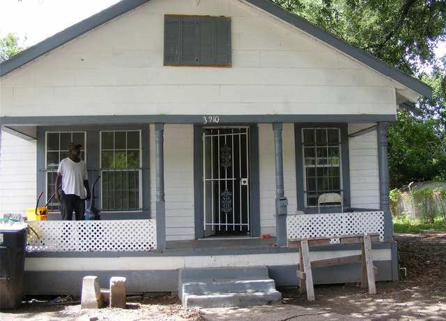 Property at 3210 Dennis St, Houston, TX 77004, 2 beds, 1 bath