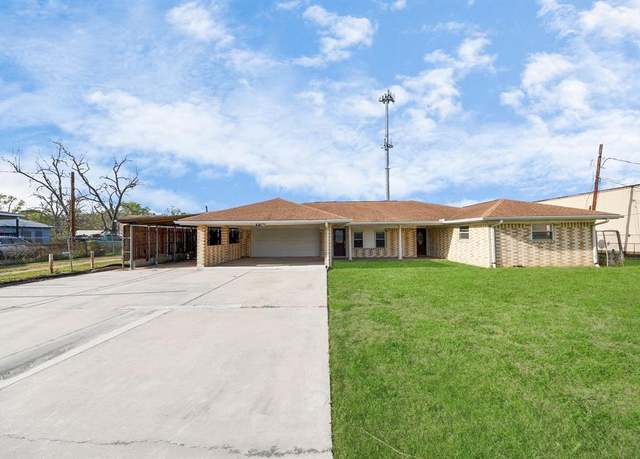 Property at 4402 Ludwig Ln, Stafford, TX 77477, 3 beds, 2.5 baths