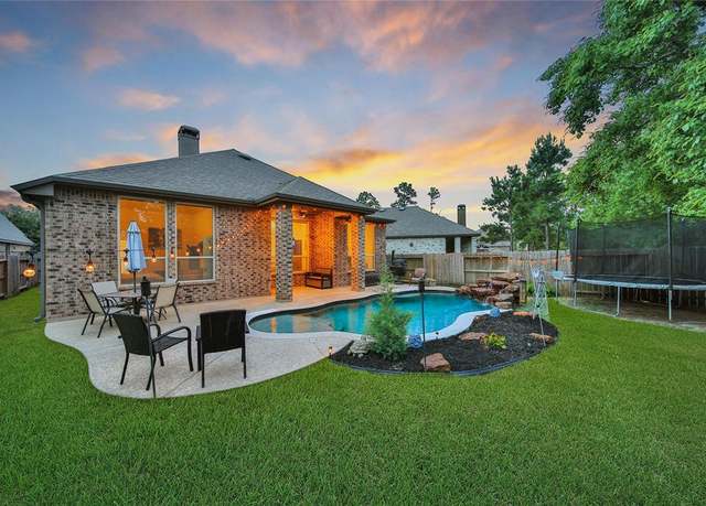 Property at 16711 Ramsay Cascades Dr, Humble, TX 77346, 4 beds, 3 baths