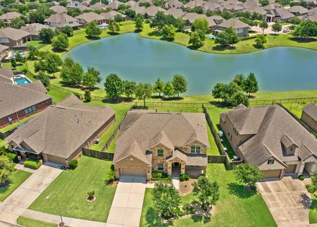 Property at 6302 Verde Place Ln, Katy, TX 77493, 5 beds, 3.5 baths