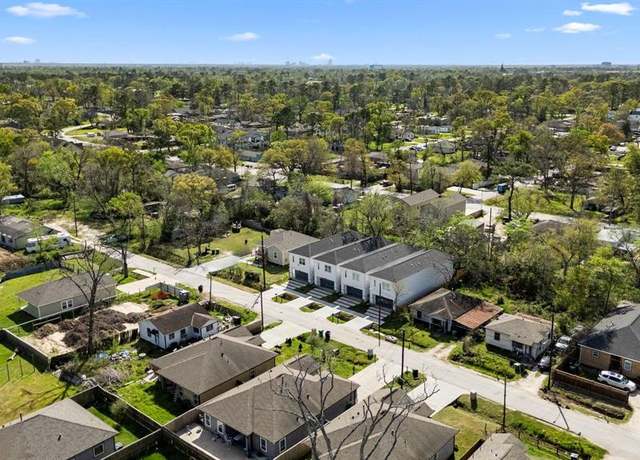 Property at 6302 Ezzard Charles Ln, Houston, TX 77091