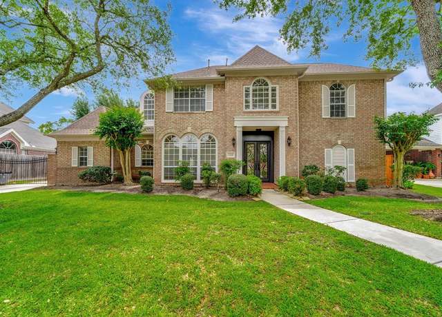 Property at 1918 Winter Knoll Way, Houston, TX 77062, 4 beds, 3.5 baths