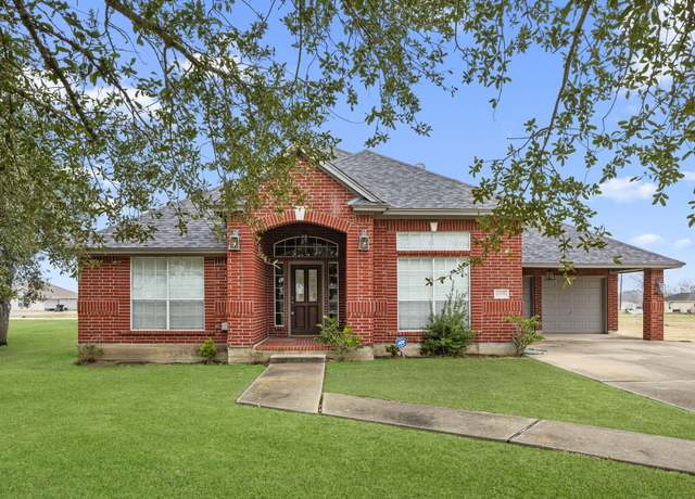 Property at 6908 Westgate St, Wallis, TX 77485, 4 beds, 3 baths