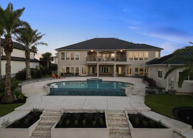 Property at 1907 Ray Shell Ct, Seabrook, TX 77586, 4 beds, 5 baths