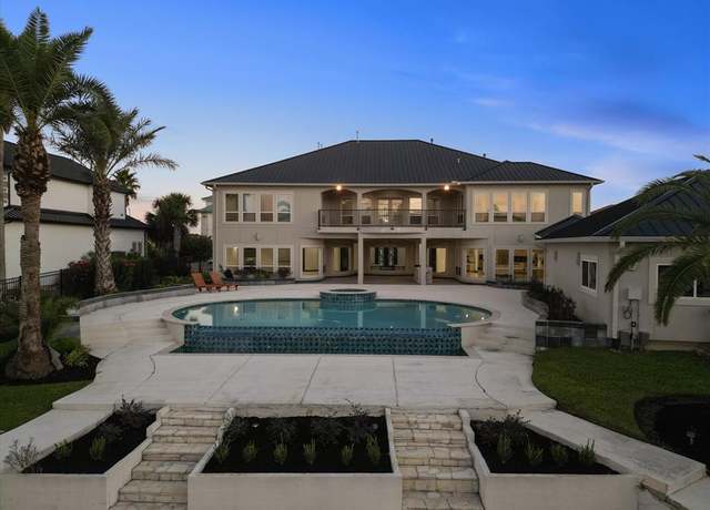 Property at 1907 Ray Shell Ct, Seabrook, TX 77586, 4 beds, 5 baths