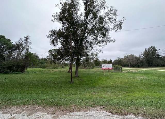 Property at 2725 N Walnut St, Wharton, TX 77488