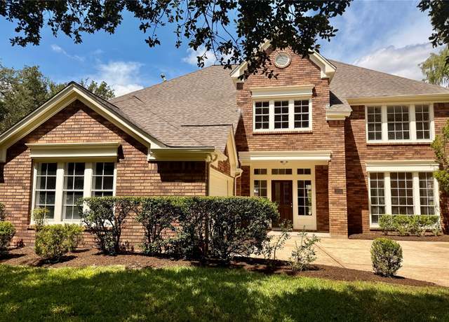 Property at 170 S Hall Dr, Sugar Land, TX 77478, 4 beds, 3.5 baths