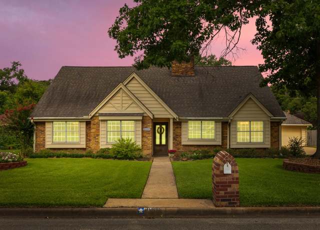Property at 1023 Carnation St, Katy, TX 77493, 4 beds, 2.5 baths