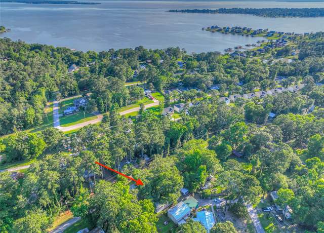Property at 186 Knotty Oak, Livingston, TX 77351, 2 beds, 2 baths