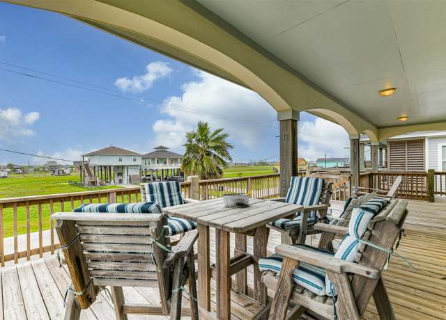 Property at 956 Townsend, Crystal Beach, TX 77650, 3 beds, 2 baths