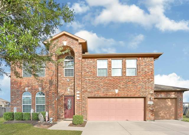 Property at 2606 Howlite Ln, Rosharon, TX 77583, 5 beds, 3.5 baths