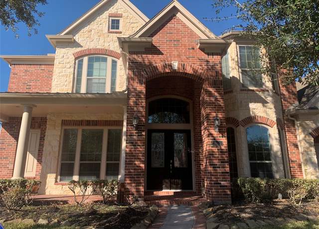 Property at 18626 Gail Shore Dr, Cypress, TX 77433, 4 beds, 3.5 baths
