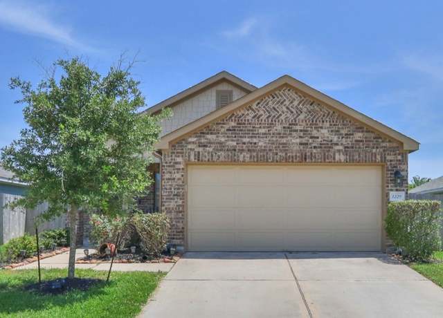 Property at 1229 Steed Bluff Dr, Alvin, TX 77511, 3 beds, 2 baths
