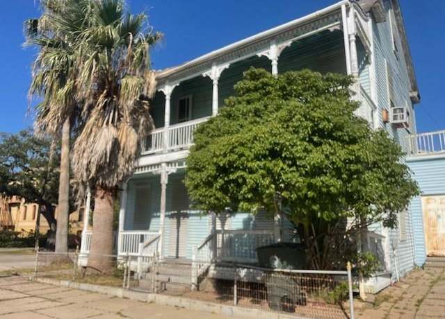 Property at 2028 Avenue M 1/2, Galveston, TX 77550, 3 beds, 2 baths