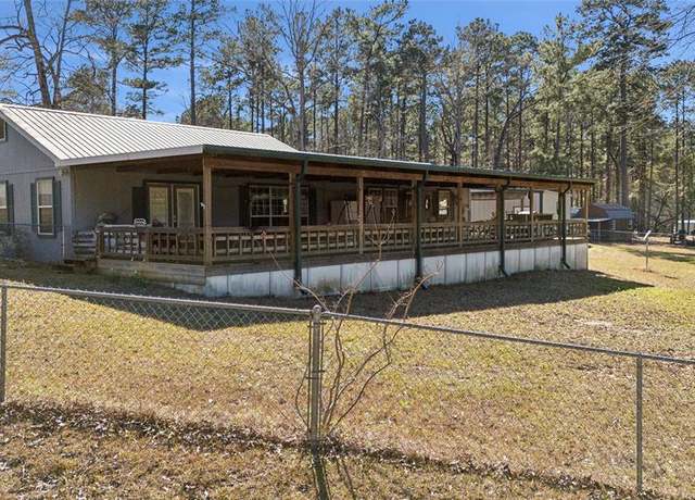 Property at 711 Toledo Beach Dr, Hemphill, TX 75948, 2 beds, 2 baths