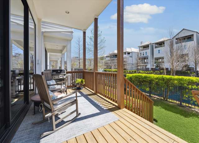 Property at 1240 W 16th St, Houston, TX 77008, 4 beds, 3.5 baths