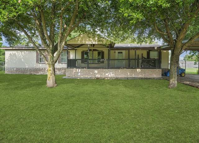 Property at 16607 E Crosby St, Crosby, TX 77532, 4 beds, 2 baths