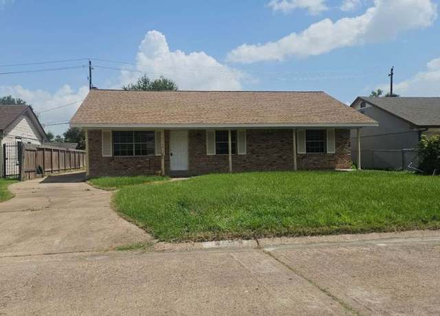 Property at 4739 Sandydale Ln, Houston, TX 77039, 3 beds, 1.5 baths