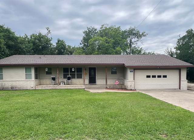 Property at 121 N Hauptstrasse St, Carmine, TX 78932, 2 beds, 1.5 baths