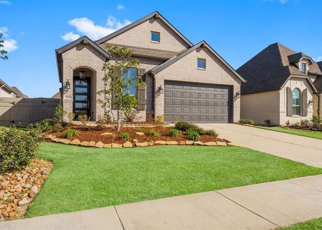 Property at 15823 Bird Of Paradise Dr, Conroe, TX 77302, 3 beds, 2.5 baths