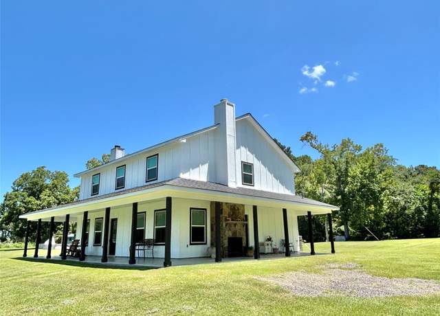 Property at 1482 County Road 4530, Hillister, TX 77624, 3 beds, 2.5 baths