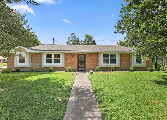 Property at 5703 Belrose Dr, Houston, TX 77035, 3 beds, 2 baths