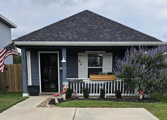 Property at 16511 Colleen Pl, Conroe, TX 77306, 3 beds, 2 baths