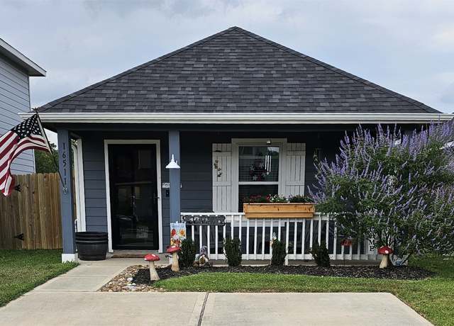Property at 16511 Colleen Pl, Conroe, TX 77306, 3 beds, 2 baths