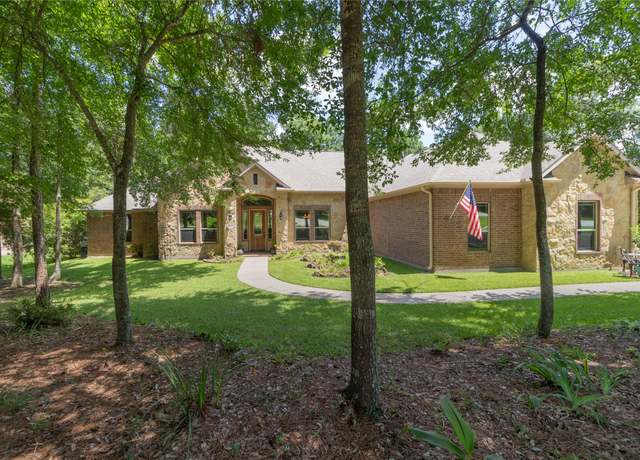 Property at 11302 Longmire Creek Ct, Conroe, TX 77304, 4 beds, 3 baths