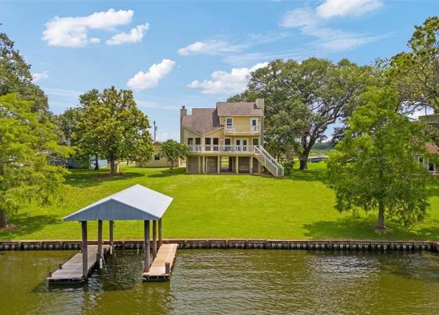 Property at 287 County Road 416, Brazoria, TX 77422, 3 beds, 2 baths
