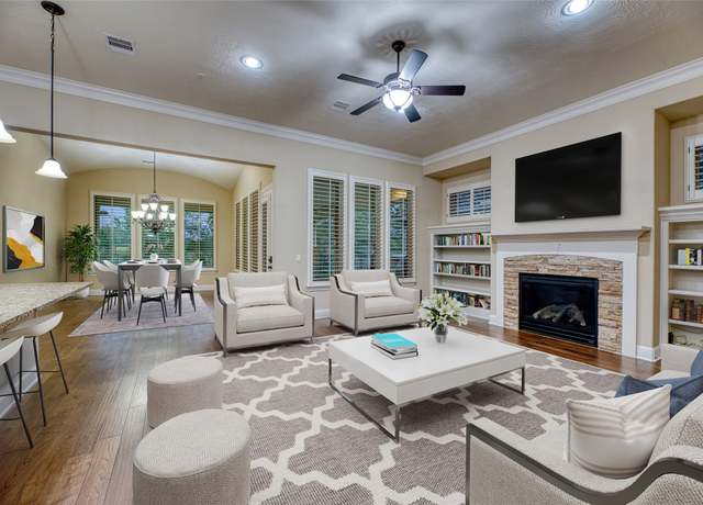 Property at 107 Lake View Loop, Fulshear, TX 77441, 3 beds, 3.5 baths