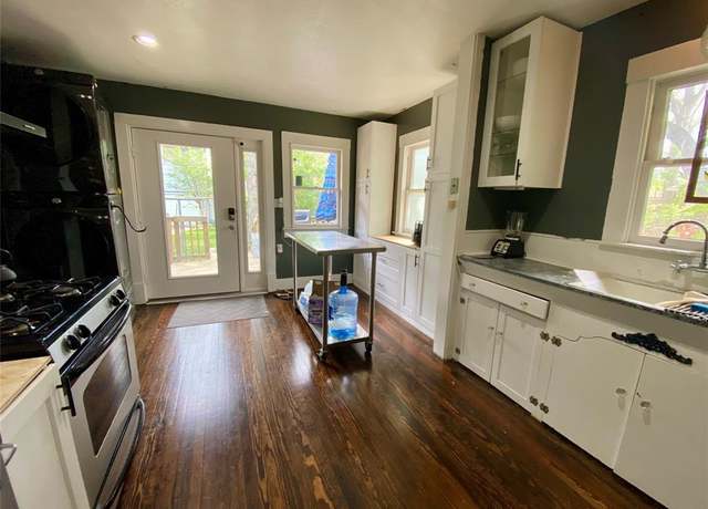 Property at 838 Key St, Houston, TX 77009, 3 beds, 2 baths