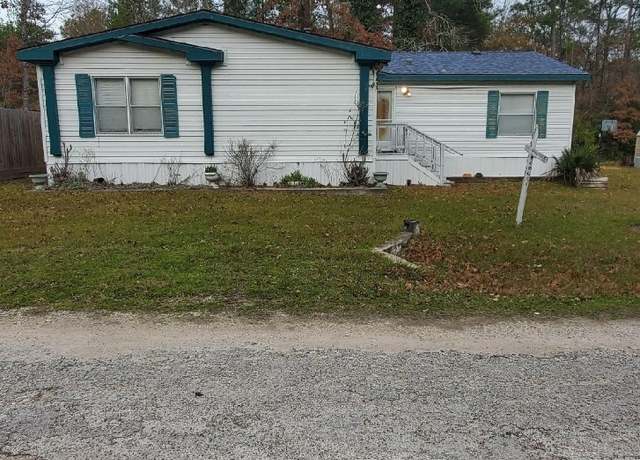 Property at 305 Canadian Dr, Trinity, TX 75862, 3 beds, 2 baths