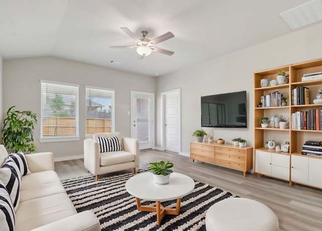 Property at 347 Willow Sage Ct, Montgomery, TX 77316, 3 beds, 2 baths