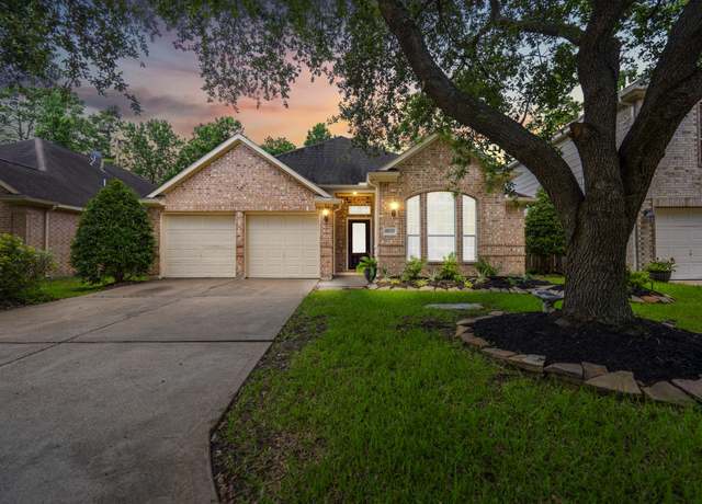 Property at 16115 Woodbend Trail Dr, Houston, TX 77070, 3 beds, 2.5 baths