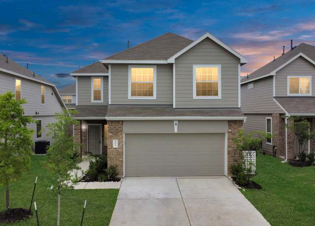 Property at 2832 Madison Dr, Conroe, TX 77304, 4 beds, 2.5 baths