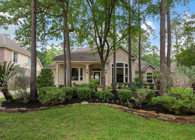 Property at 10 Gallant Oak Pl, The Woodlands, TX 77381, 3 beds, 2.5 baths