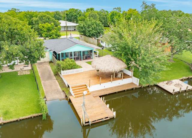 Property at 127 Bastrop Bayou Dr, Angleton, TX 77515, 1 bed, 1 bath
