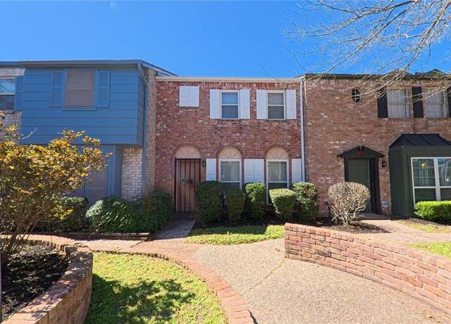 Property at 8470 Ariel St, Houston, TX 77074, 3 beds, 2.5 baths