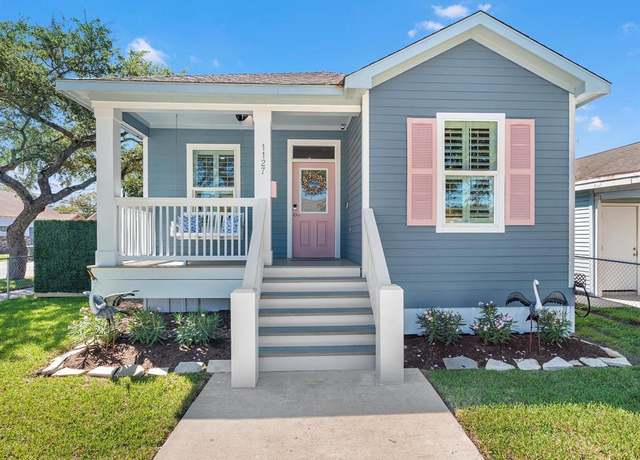 Property at 1127 30th St, Galveston, TX 77550, 3 beds, 2 baths