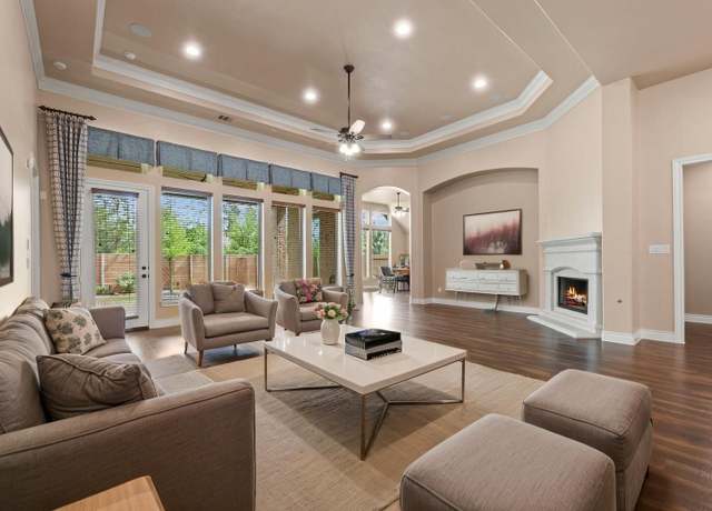 Property at 15306 Guava Vis, Conroe, TX 77302, 4 beds, 3.5 baths