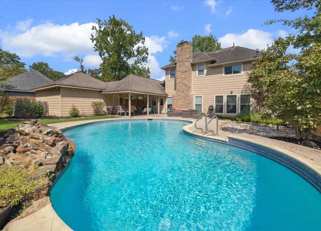 Property at 2923 Forest Garden Dr, Houston, TX 77345, 4 beds, 2.5 baths